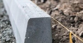 Установка бордюров для тротуарной плитки в Богородицке - цена от 855 руб.