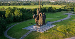 Благоустройство памятников в Богородицке от 962 руб. – компания ТротуарнаяПлитка